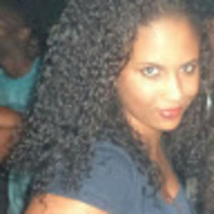 Meet your Posher, Raquel